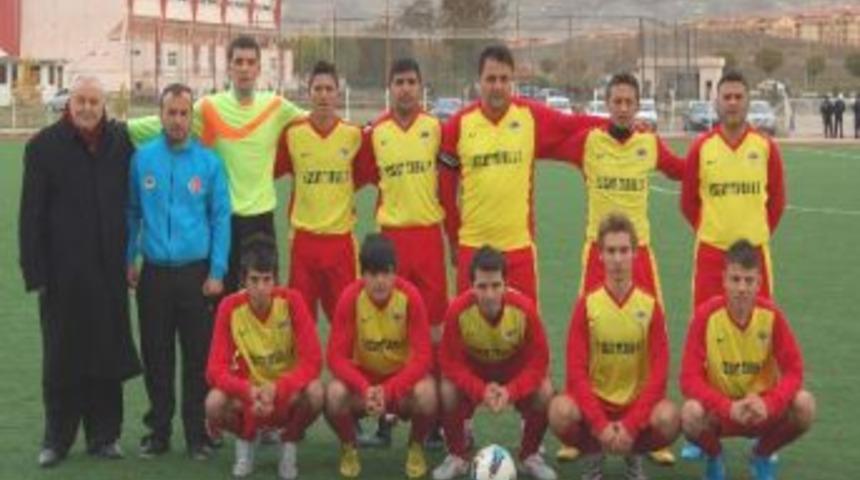 Hayırsever İş Adamı Bilal Şahin&rsquo;den Saray Belediyespor&rsquo;a Malzeme Yardımı