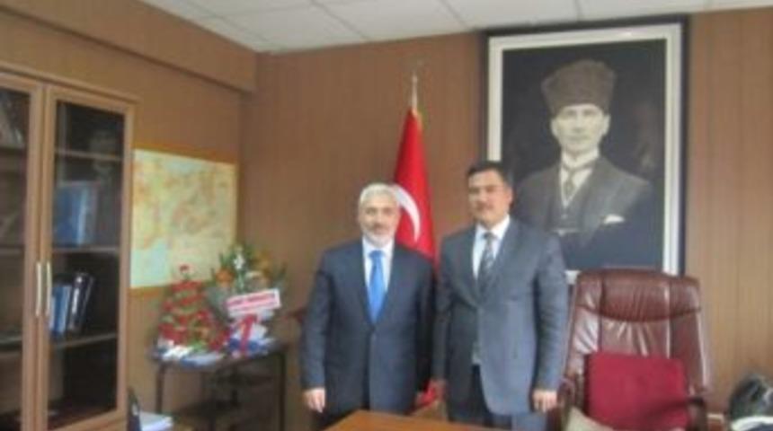 24 Kasım &Ouml;ğretmenler G&uuml;n&uuml; Dolayısıyla Milli Eğitim M&uuml;d&uuml;rl&uuml;ğ&uuml;ne Bir Dizi Ziyaret Ger&ccedil;ekleştirdi
