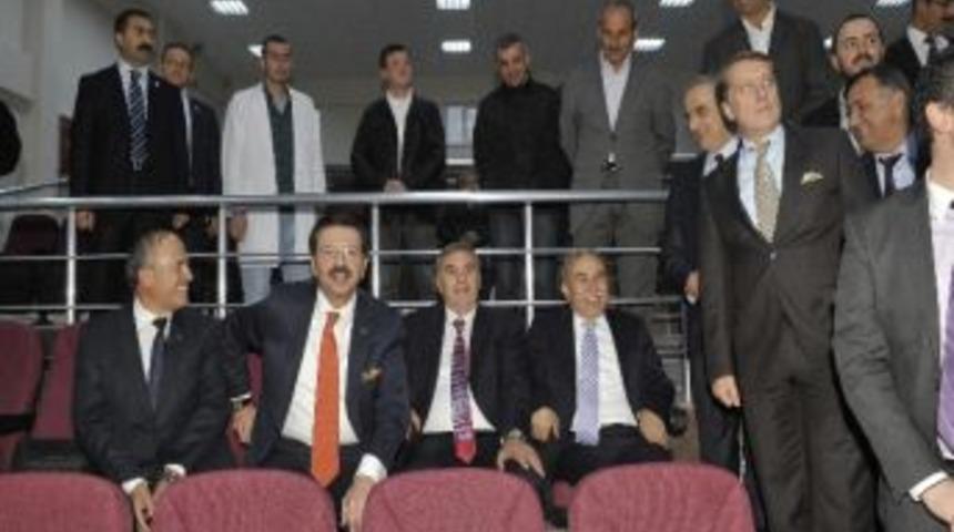 Tobb Başkanı Rıfat Hisarcıklıoğlu Sakarya&rsquo;da Elektronik İhaleye Katıldı