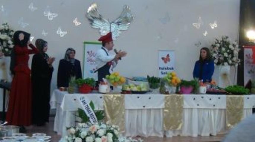 Kırşehirli Hamınlar, Oktay Usta Hakemliğinde En G&uuml;zel Aşure I&ccedil;in Yarıştı