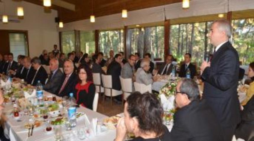 Denizli Belediye Başkanı Zolan: Millete Hizmet I&ccedil;in Kurulan Ekibiz