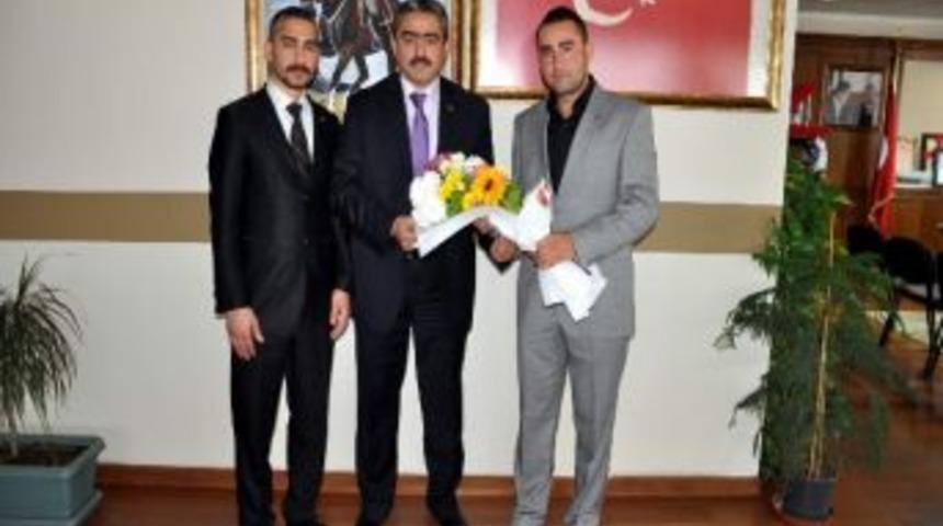 &Uuml;lk&uuml;c&uuml; Gen&ccedil;ler, Başkan Alıcık&rsquo;ı Unutmadı