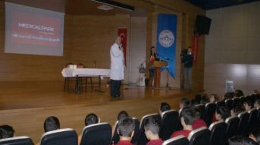 &Ouml;ğrencilere Ağız Ve Diş Sağlığının &Ouml;nemi Anlatıldı