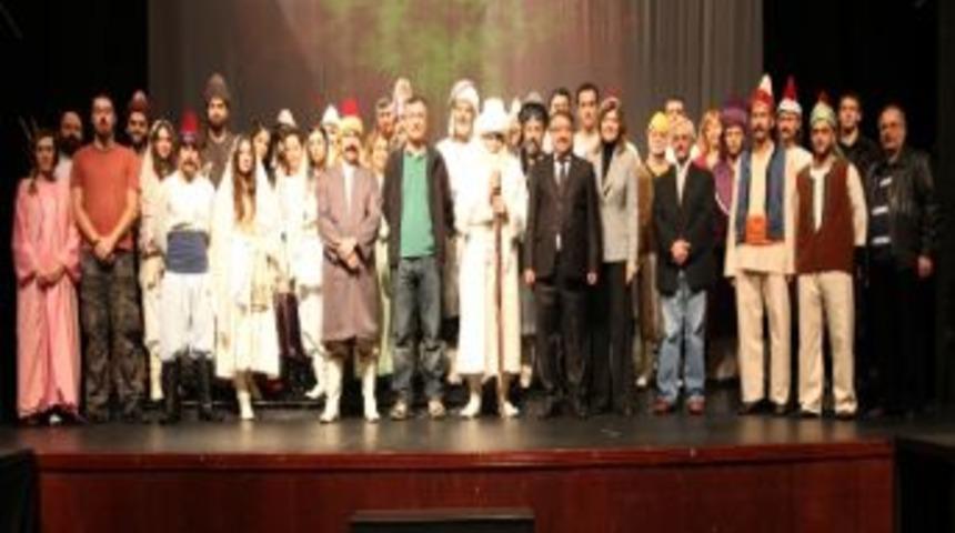 Tarık Buğra'nın &lsquo;osmancık&rsquo; G&uuml;n Sayıyor