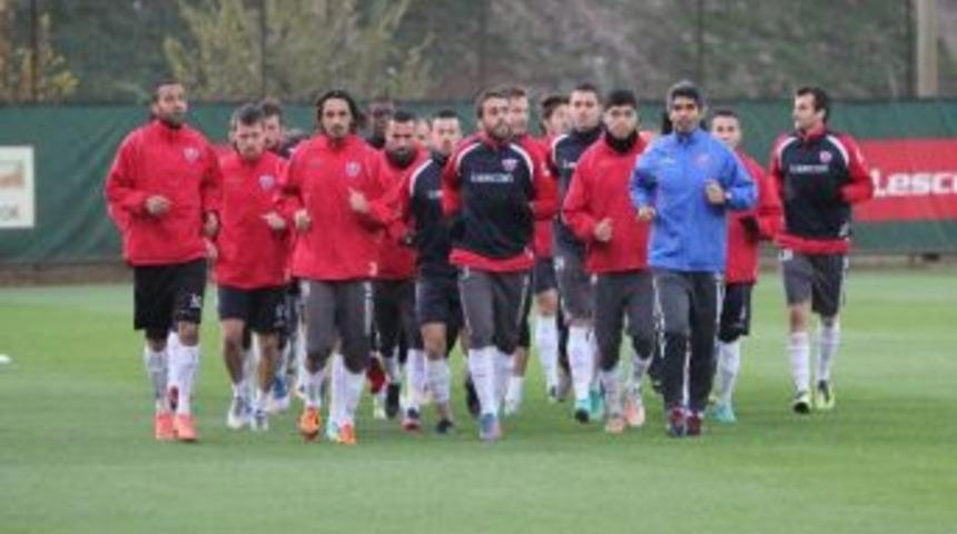 Kardemir D.&ccedil;. Karab&uuml;kspor&rsquo;da Sanica Boru Elezağıspor Ma&ccedil;ı Hazırlıkları Başladı