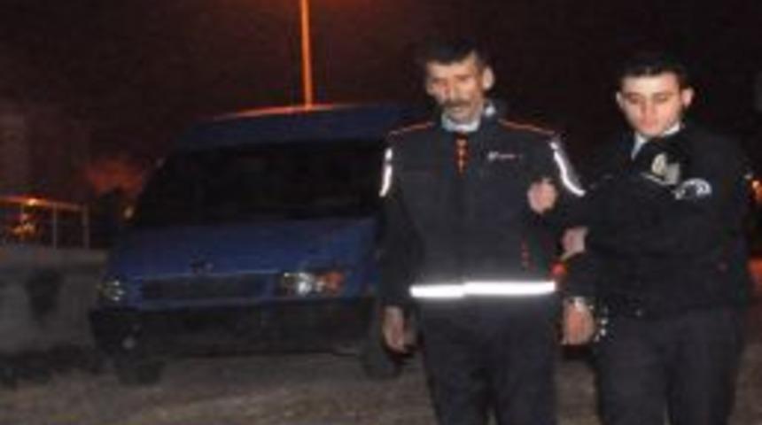 &Ccedil;arptığı Yaya Can &Ccedil;ekişirken Işine Devam Etti