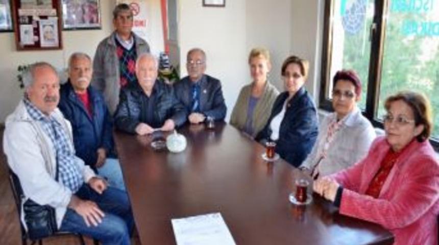 Emekli-sen S&ouml;ke&rsquo;de Şubeleşti