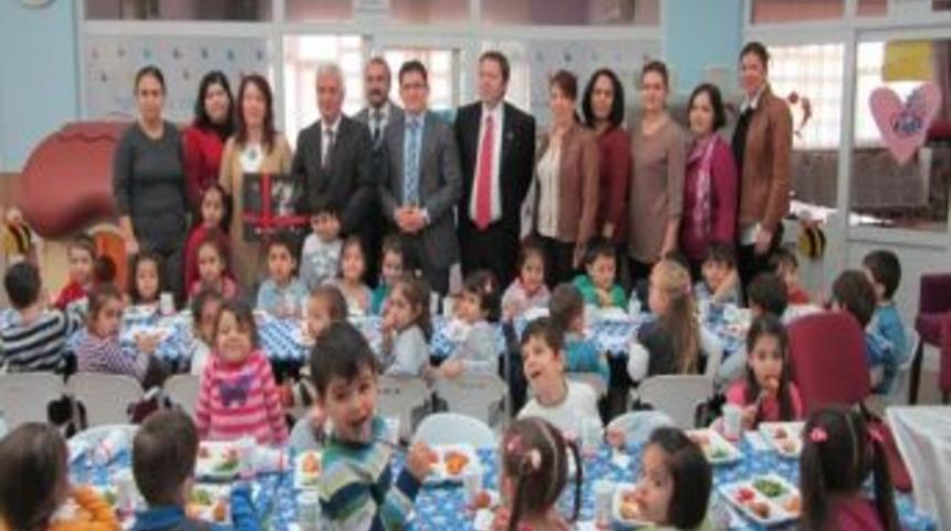 Başkanı Keskin, Anaokulunda Miniklerle Yemekte Buluştu