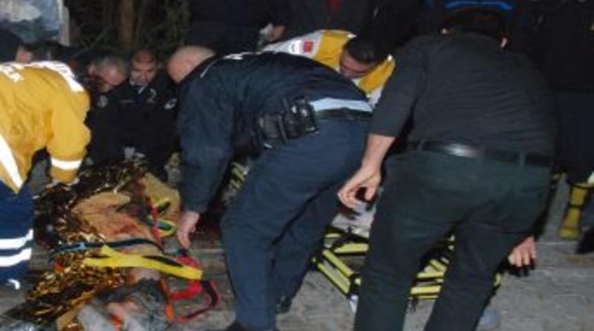 İşyerinde &Ccedil;ıkan Yangında 1 Kişi &Ouml;ld&uuml;, 2 Kişi Yaralandı