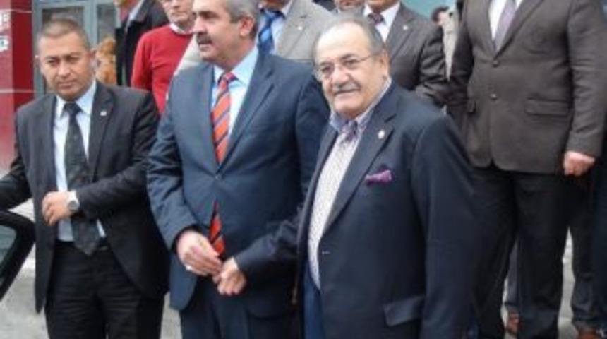 Salim Uslu&rsquo;dan Hak-iş&rsquo;e Ziyaret