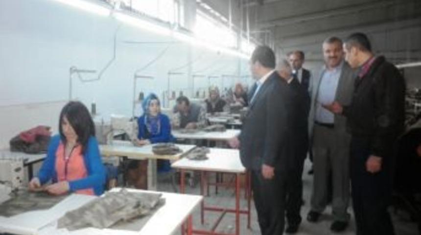 Milletvekili &Ouml;zbek'ten Davos Tekstil'e Ziyaret