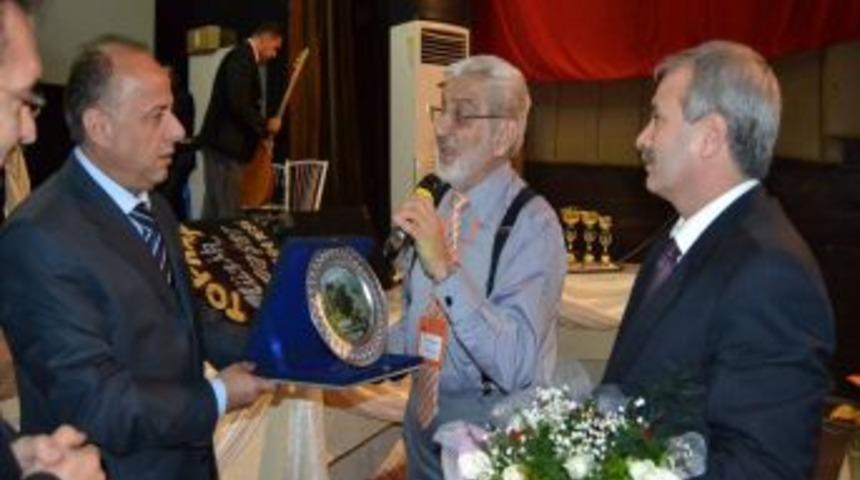 &Ouml;ğretmenler &Ccedil;ocuklara &Ouml;rnek Olmalı