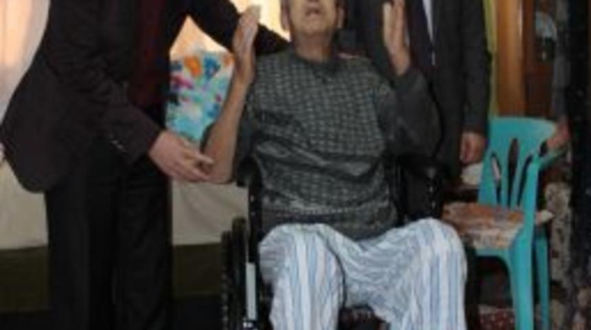 Belediyeden Yaşlılara Evde Muayene Hizmeti