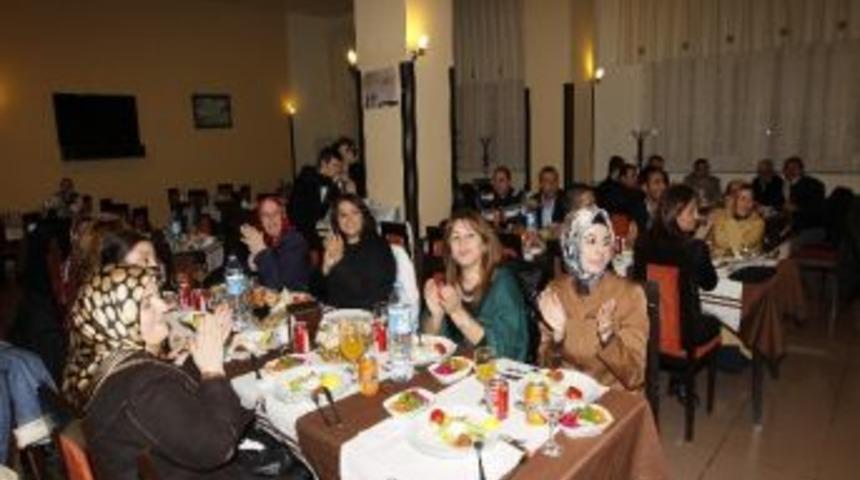 Gesmek Ailesi Yemekte Buluştu