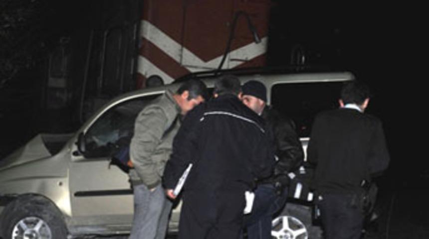 Hemzemin ge&ccedil;itte kaza: 1 &ouml;l&uuml;, 3 yaralı