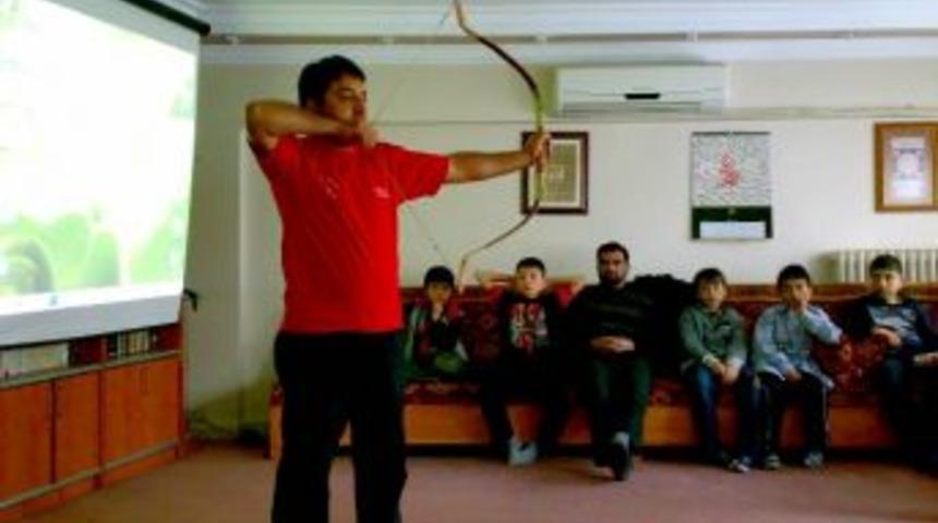 Ata Sporu Ok&ccedil;uluk, Kırıkkale'de Gen&ccedil; İzcilerin İlgi Odağı Oldu