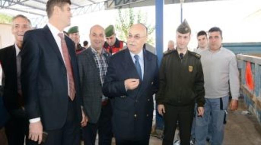 Konyaaltı Belediyesi Ve Jandarma&rsquo;dan Reflekt&ouml;r