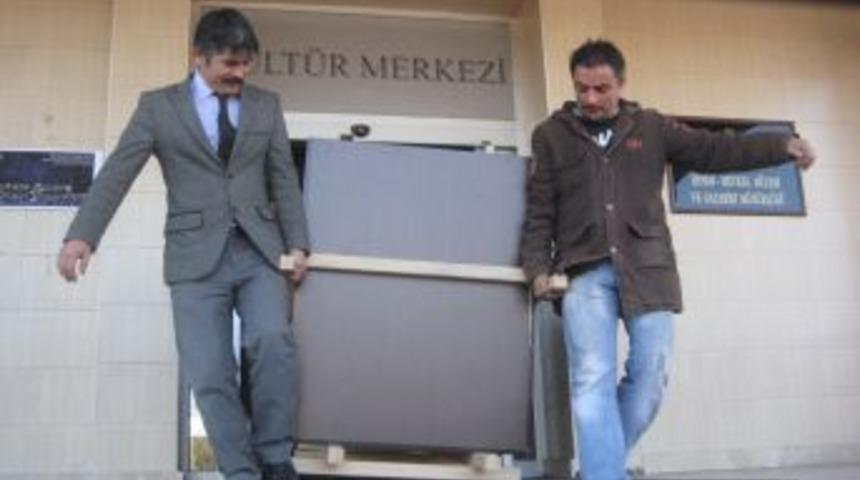 Erzurum Resim Heykel M&uuml;zesi'nden 76 Tablo, Ankara'ya G&ouml;nderildi