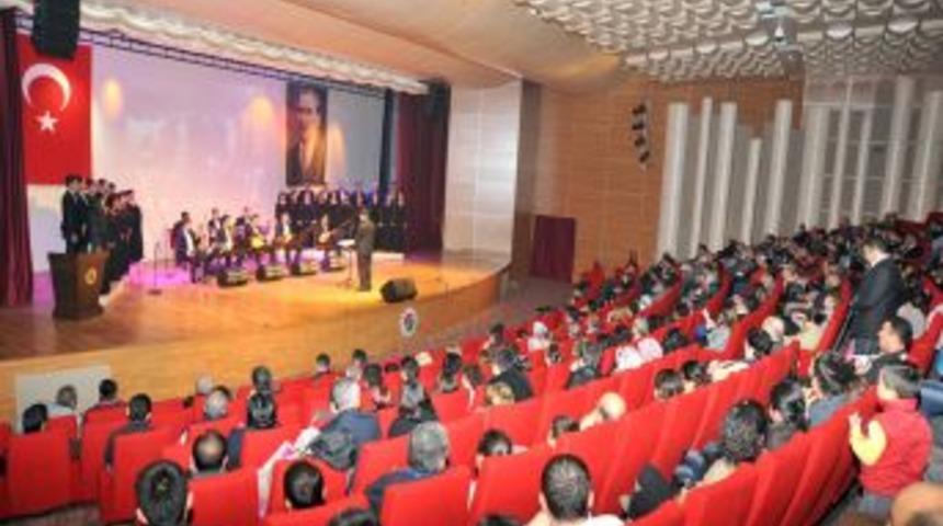 Antalya'da Atat&uuml;rk'&uuml;n Sevdiği T&uuml;rk&uuml;ler Seslendirildi