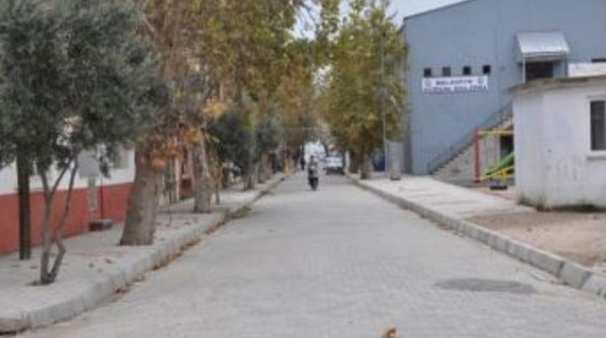 Biga'da Yol &Ccedil;alışmaları Devam Ediyor