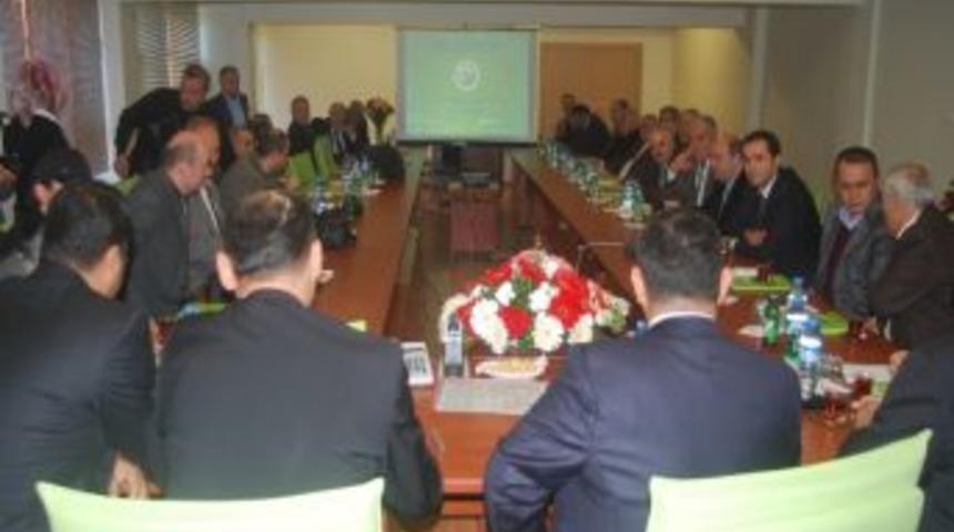 Giresun Orman B&ouml;lge M&uuml;d&uuml;r&uuml; Ali Kaya&rsquo;ya Sivil Toplum &Ouml;rg&uuml;tleri Tarafından Plaket