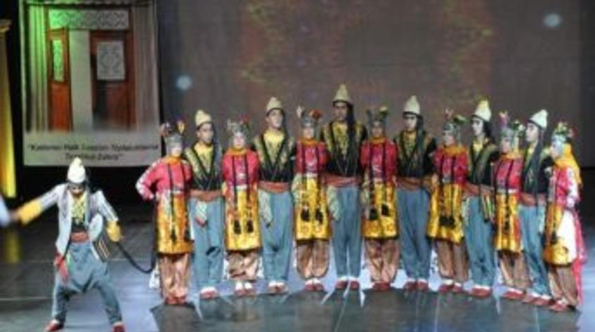 Gaziantep&rsquo;in Halk Dansları Kıbrıs'ı Coşturdu