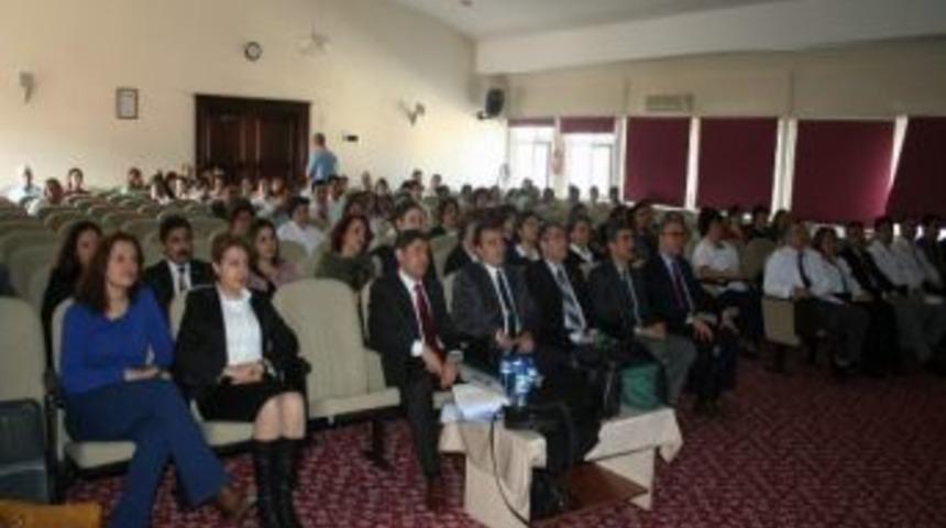 Hastane &Ccedil;alışanlarına Sağlık Alanında Mobbing Konulu Konferans