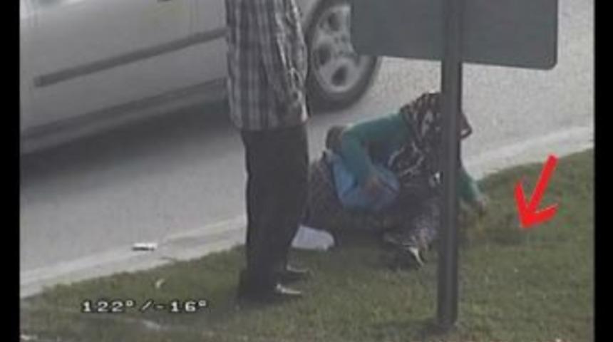 Adana'da Dilenciler 'mobese'den Takip Ediliyor