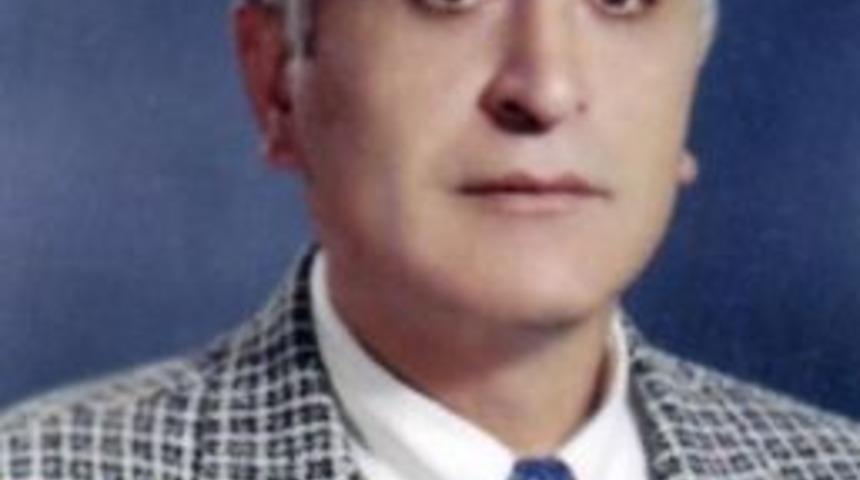 Altıntaş Belediye Meclis &Uuml;yesi Halil Uygur Vefat Etti