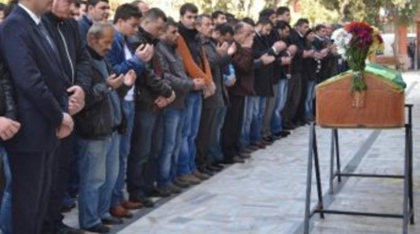 Serkan &Ouml;ğretmen Son Yolculuğuna Uğurlandı