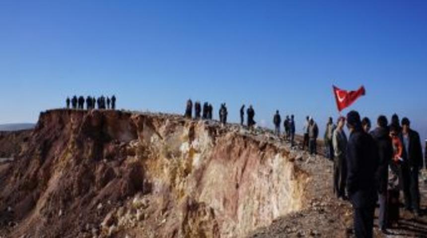 Engebeli Yolları, Taş Ocaklarının Kaldırılması I&ccedil;in Aştılar