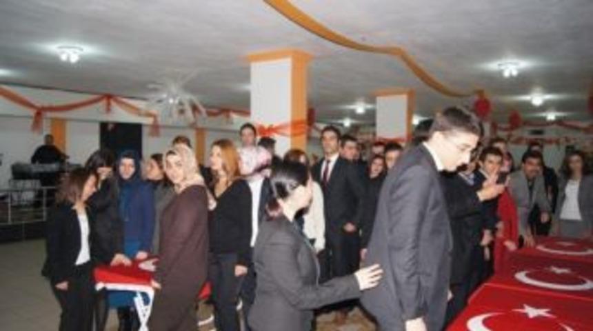 Kağızman&rsquo;da &ouml;ğretmenler&rsquo;e unutulmaz bir gece