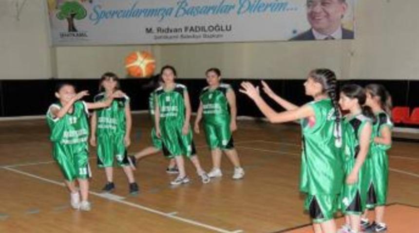 Şehitkamil&rsquo;den Potada D&ouml;rt D&ouml;rtl&uuml;k Performans