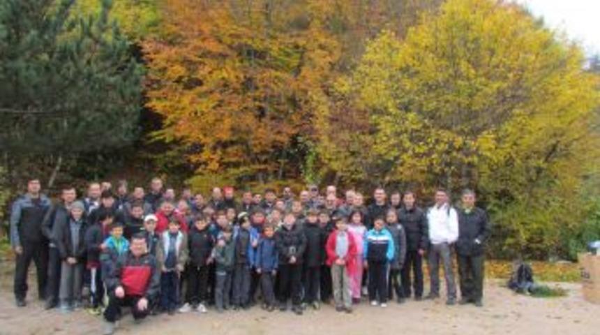 Saffet Koleji, &Ouml;ğrenci Ve Velileri Doğa Y&uuml;r&uuml;y&uuml;ş&uuml;ne &Ccedil;ıkardı