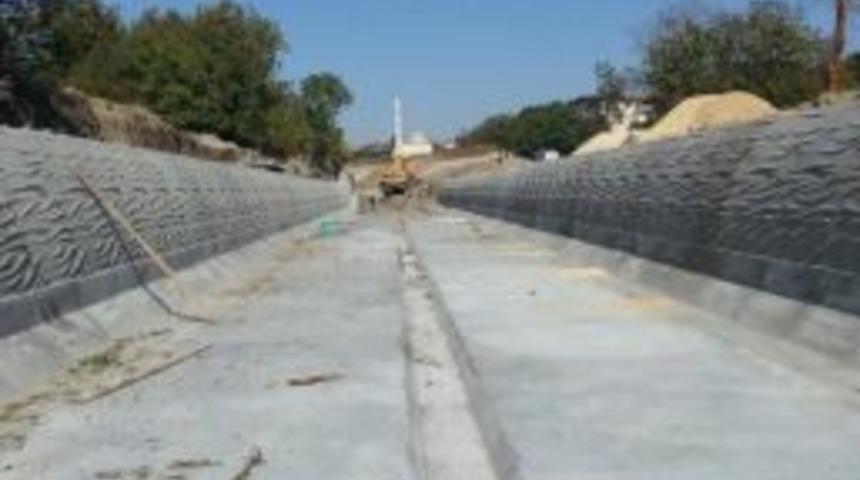 Atmaca Deresi Islah Ediliyor