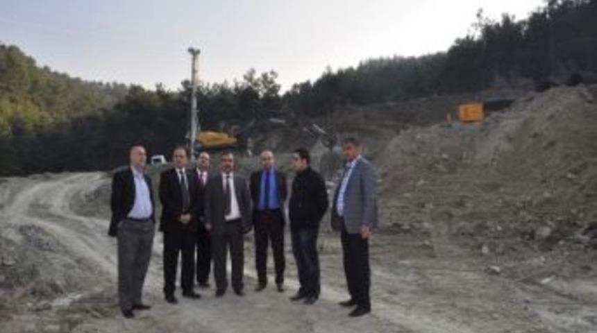 Ak Parti'li Baybatur Sabuncubeli T&uuml;neli Ve &Ccedil;evre Yolunu İnceledi