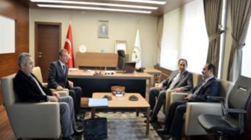 Rekt&ouml;r Alkan&rsquo;dan Başkan Eyvaz&rsquo;a Teşekk&uuml;r Ziyareti