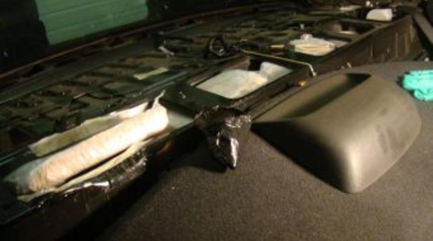 Kapıkule Sınır Kapısı'nda 20 Kilogram Uyuşturucu Ele Ge&ccedil;irildi