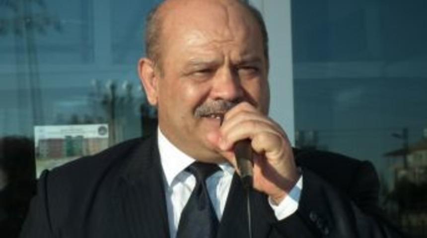 S&uuml;t&ccedil;&uuml; "manavgat Yer G&ouml;stersin 1-2 Ayda Yurt Binası Yapalım"