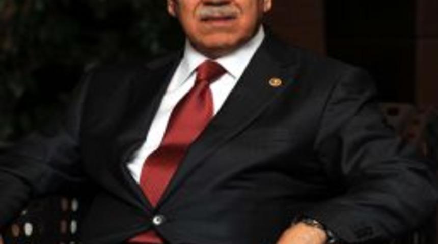 Arın&ccedil;: BDP'li Milletvekilleri Yargılanmayı 100 Defa Hak Ediyor