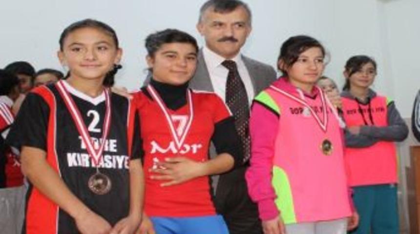 Atat&uuml;rk Saygı Koşusu Yapıldı