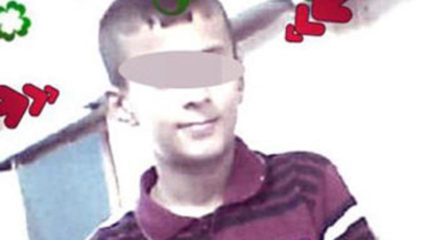 &Ouml;ğretmene bı&ccedil;ak fırlattı, arkadaşını yaraladı