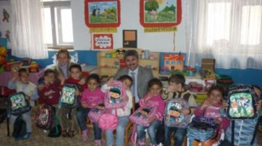 Cevdet Parlar K&ouml;y okullarında,