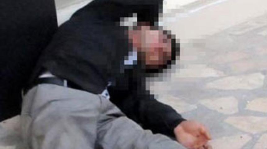 Beş kişi sopayla d&ouml;vd&uuml;