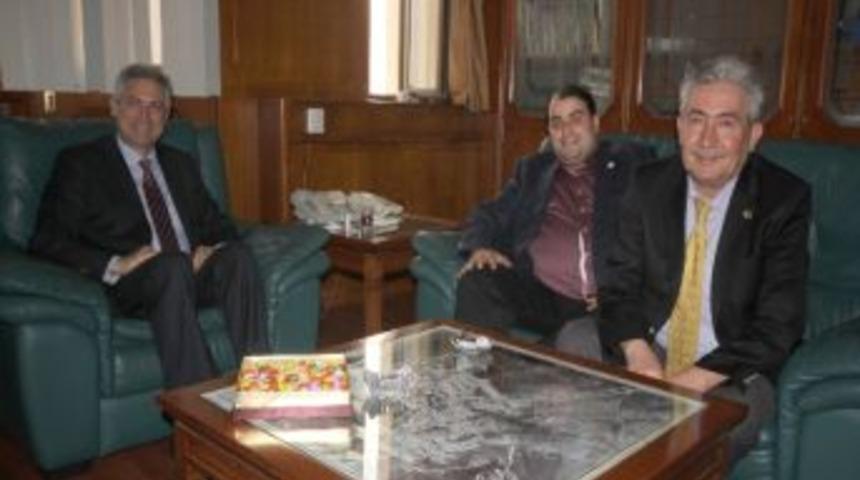 Akdeniz&rsquo;den Kibar&rsquo;a Ziyaret