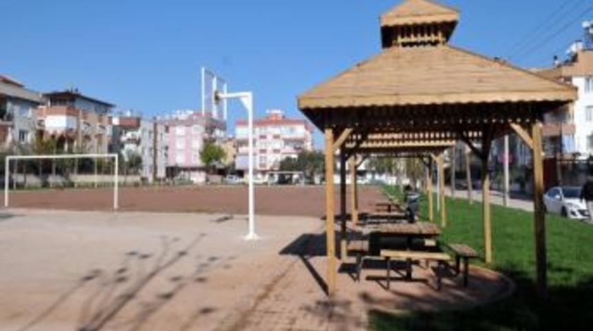 Basketbol Ve Futbol Sahası Yeniden D&uuml;zenlendi