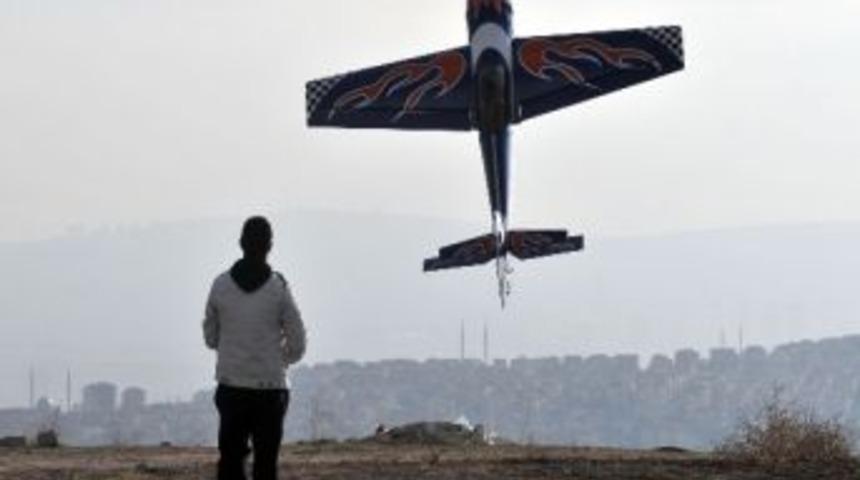 Model U&ccedil;ak Tutkunları Ke&ccedil;i&ouml;ren&rsquo;de Buluştu