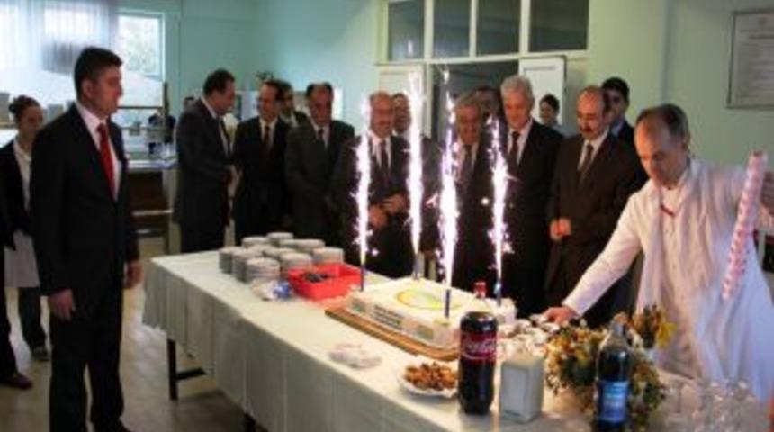 Nil&uuml;fer Gıda Tarım Ve Hayvancılık M&uuml;d&uuml;rl&uuml;ğ&uuml; 1. Yaşını Kutladı