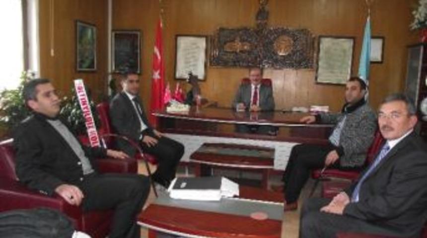 Sunar&rsquo;dan İl Milli Eğitim M&uuml;d&uuml;r&uuml; B&uuml;y&uuml;kfırat&rsquo;a Ziyaret