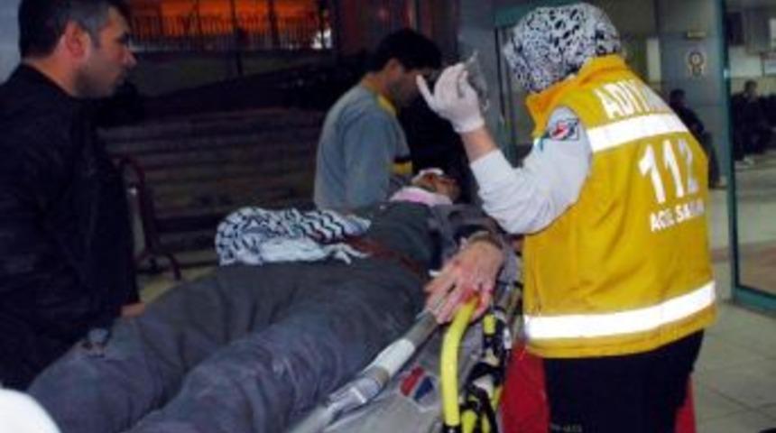 Minib&uuml;sle Bisiklet &Ccedil;arpıştı: 1 Yaralı